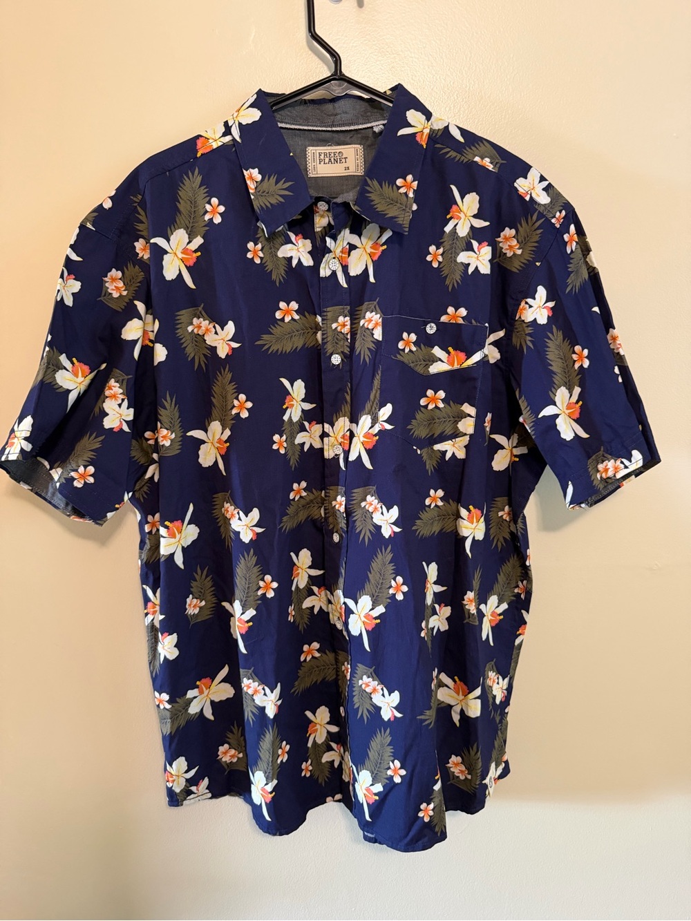 Free Planet Navy Floral Short-Sleeve Button-Up Shirt